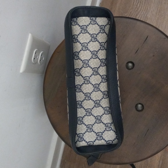 Authentic Vintage Gucci GG Monogram Supreme Sherry Web Ophidia Canteen Camera - Picture 5 of 12